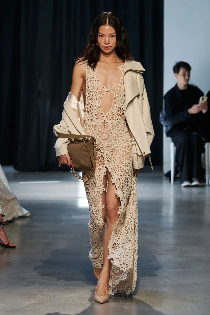 Bronx and Banco 26SS004